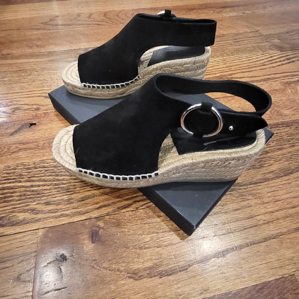 New In Box Rag & Bone Calla in Black Suede Size 6